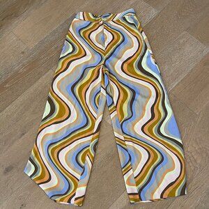 Urban Outfitters Pants - Size Small